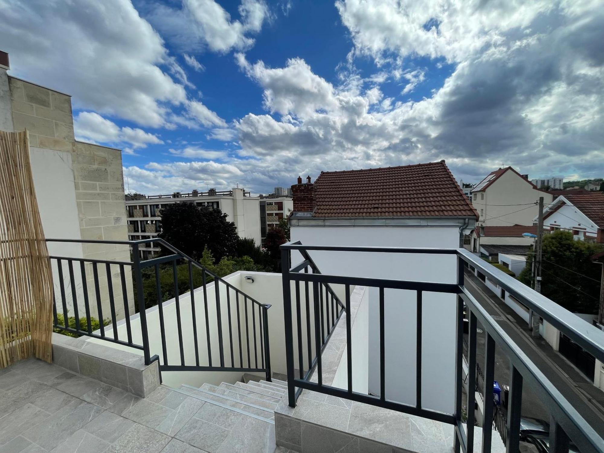 Appartement Avec Terrasse Et Ciel Etoile ! Noisy-le-Sec Εξωτερικό φωτογραφία